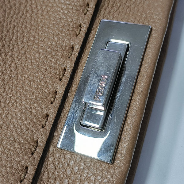Peekaboo Medium Calfskin Brown