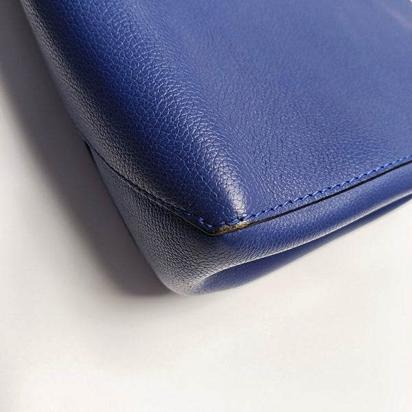 Authenticated pre-owned  LOCKME Calfskin Blue - Shoulder Bag at Looply
