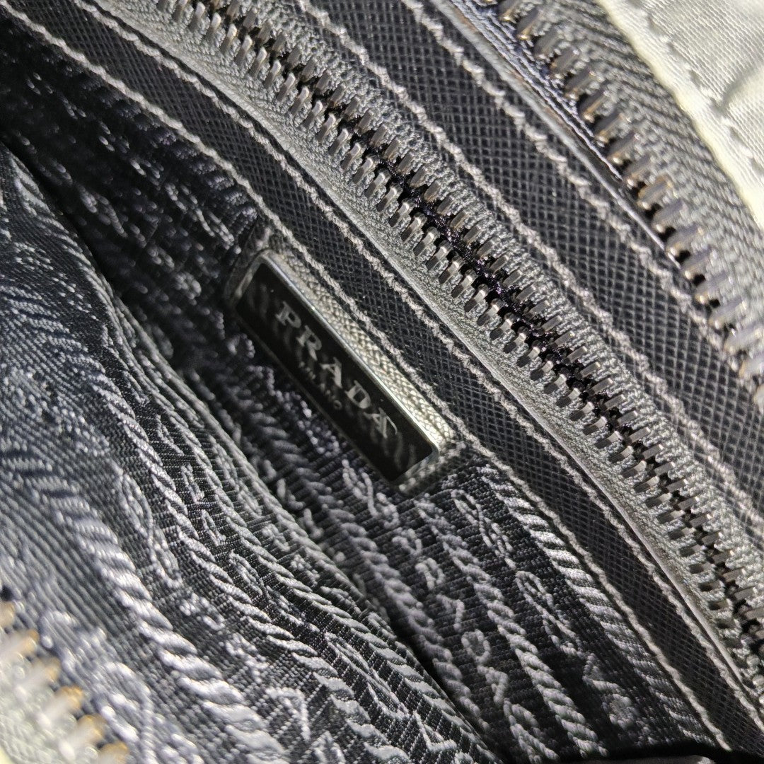 Nylon Gray