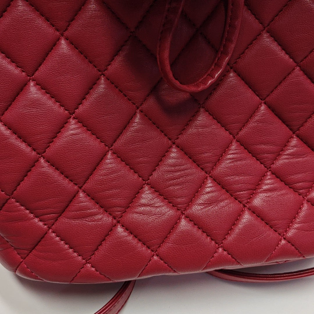 URBAN SPIRIT Small Quilted Lambskin Red