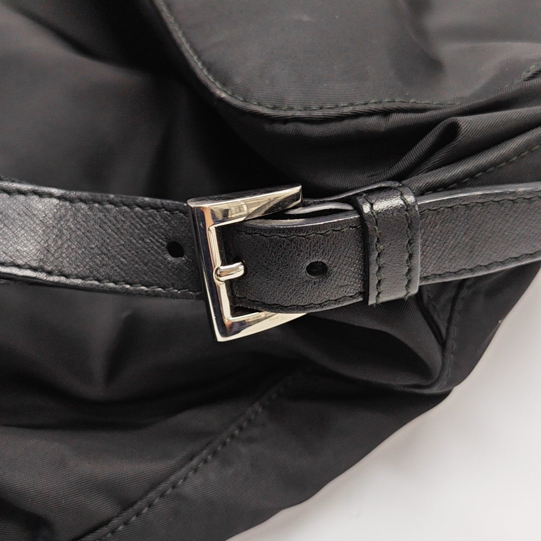 Re-Nylon Medium Nylon Black