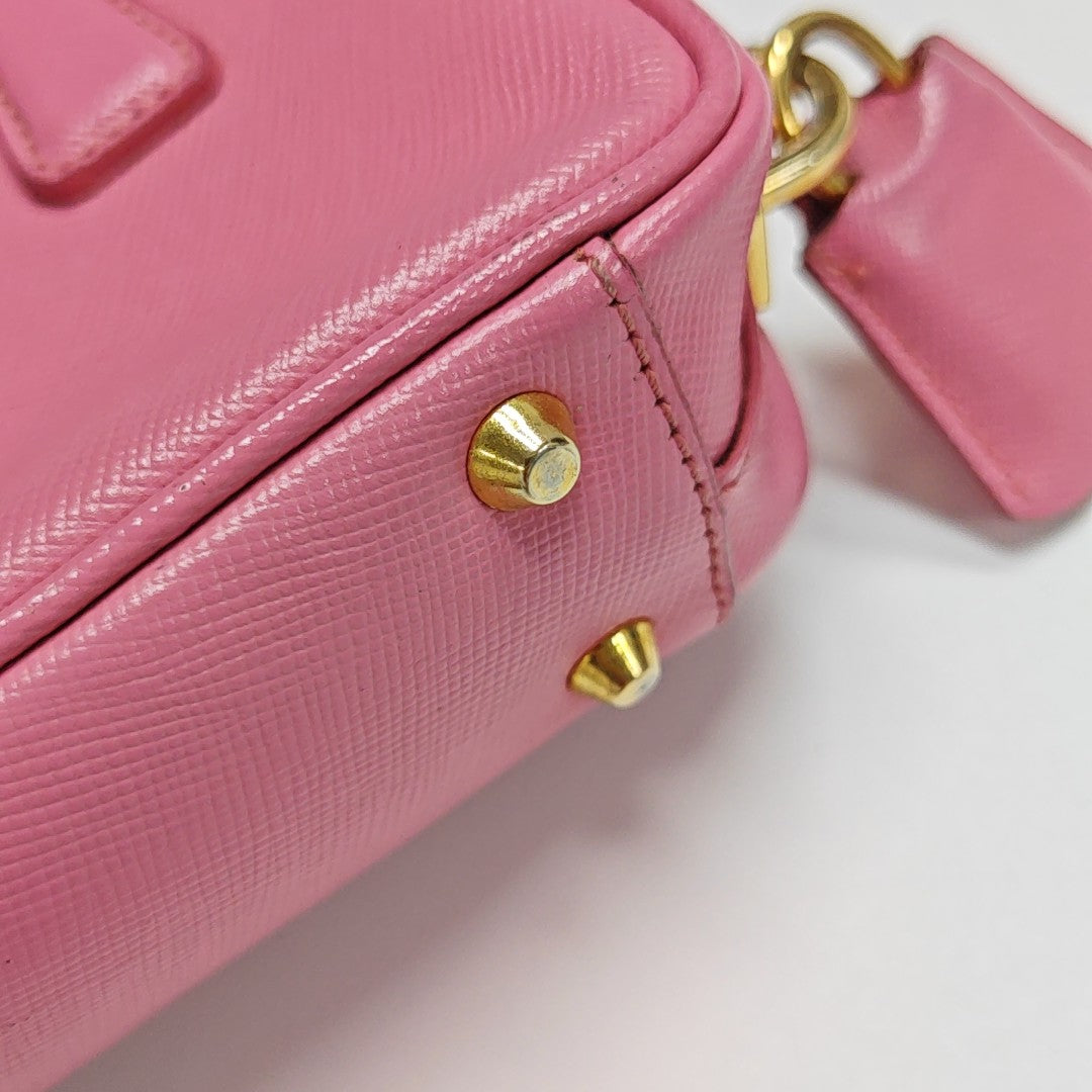 Saffiano Calfskin Shoulder Bag Pink
