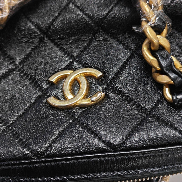 Quilted Calfskin Shoulder Bag Black