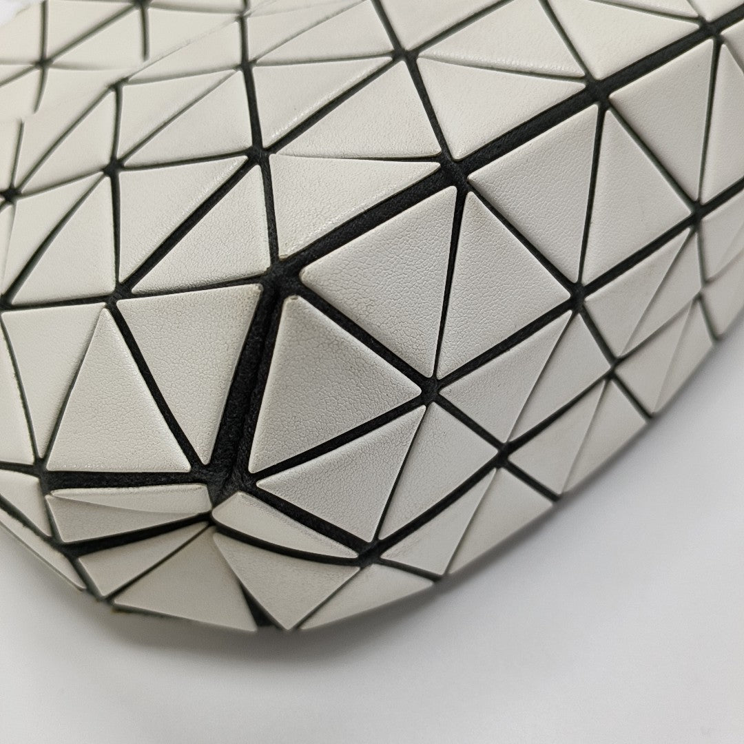 Special Material Tote Bag White