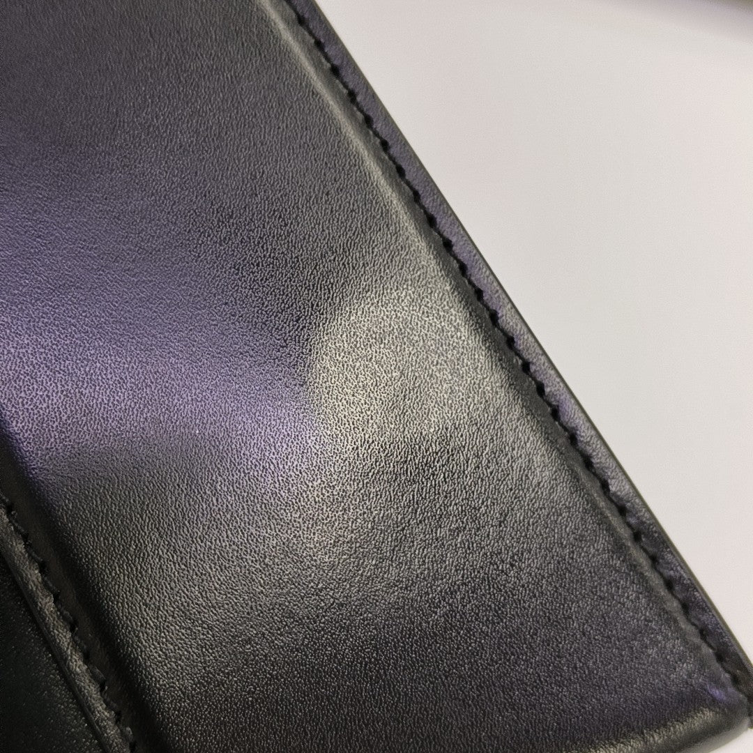 Hourglass Small Calfskin Black