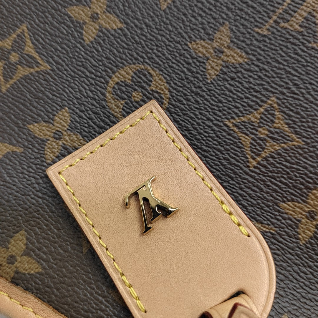CARRYALL PM Monogram Coated Canvas Brown