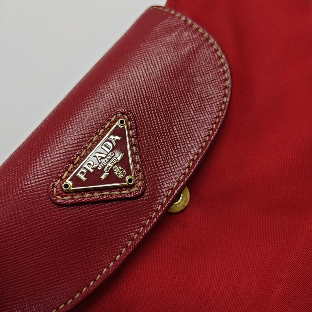 Party Nylon Red