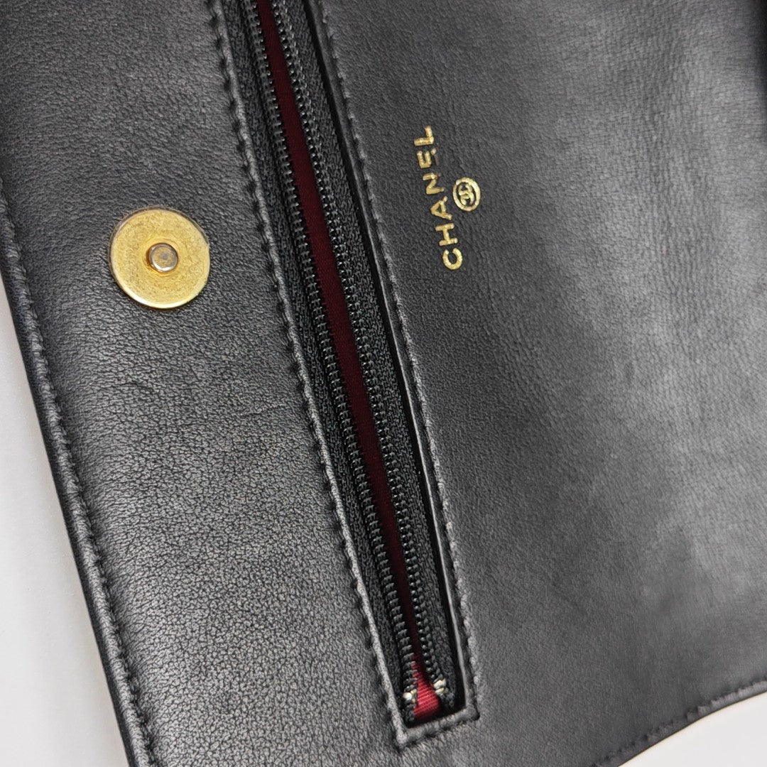 TRENDY CC Quilted Grained Calfskin Black