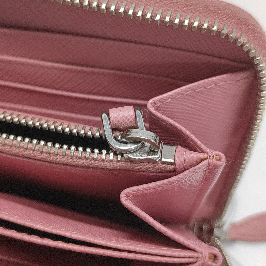 Zippy Wallet Saffiano Calfskin Pink