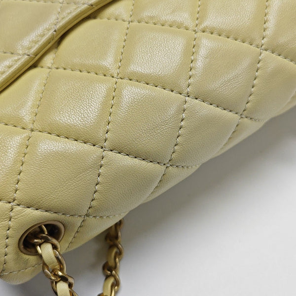 CLASSIC FLAP Mini Quilted Lambskin Yellow