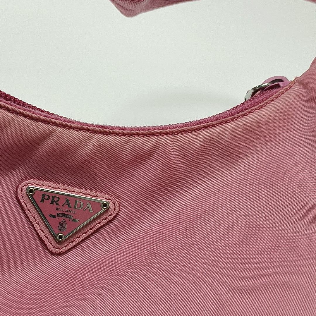 Re-Edition2000 Mini Nylon Red