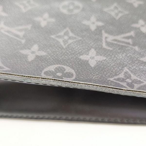 Pochette Voyag MM Monogram Coated Canvas Black