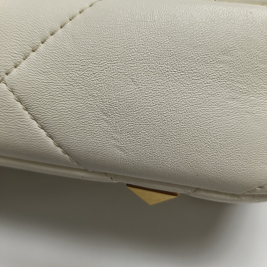 Roman Stud Small Quilted Lambskin White