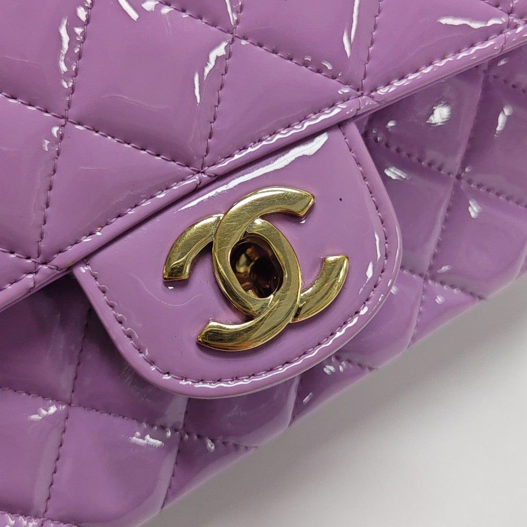 CLASSIC FLAP Mini Quilted Patent Leather Purple