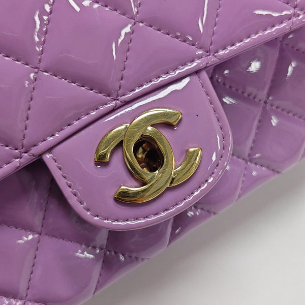 CLASSIC FLAP Mini Quilted Patent Leather Purple