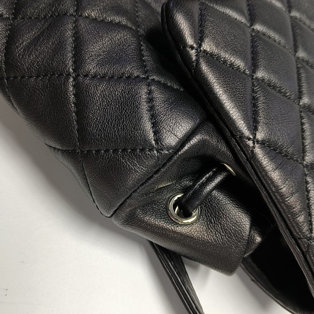URBAN SPIRIT Quilted Lambskin Black