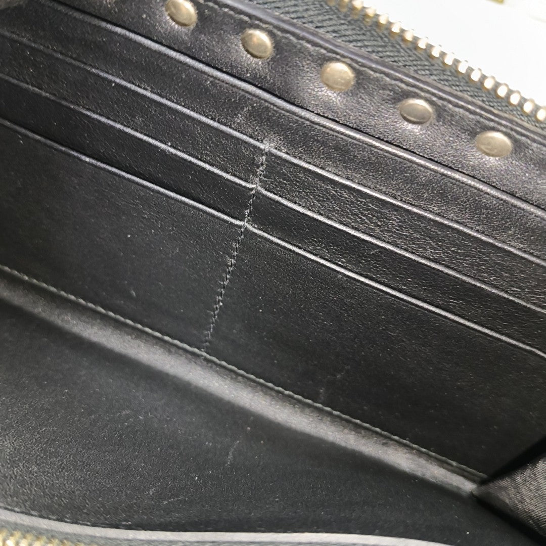 Rockstud Calfskin Black Wallet