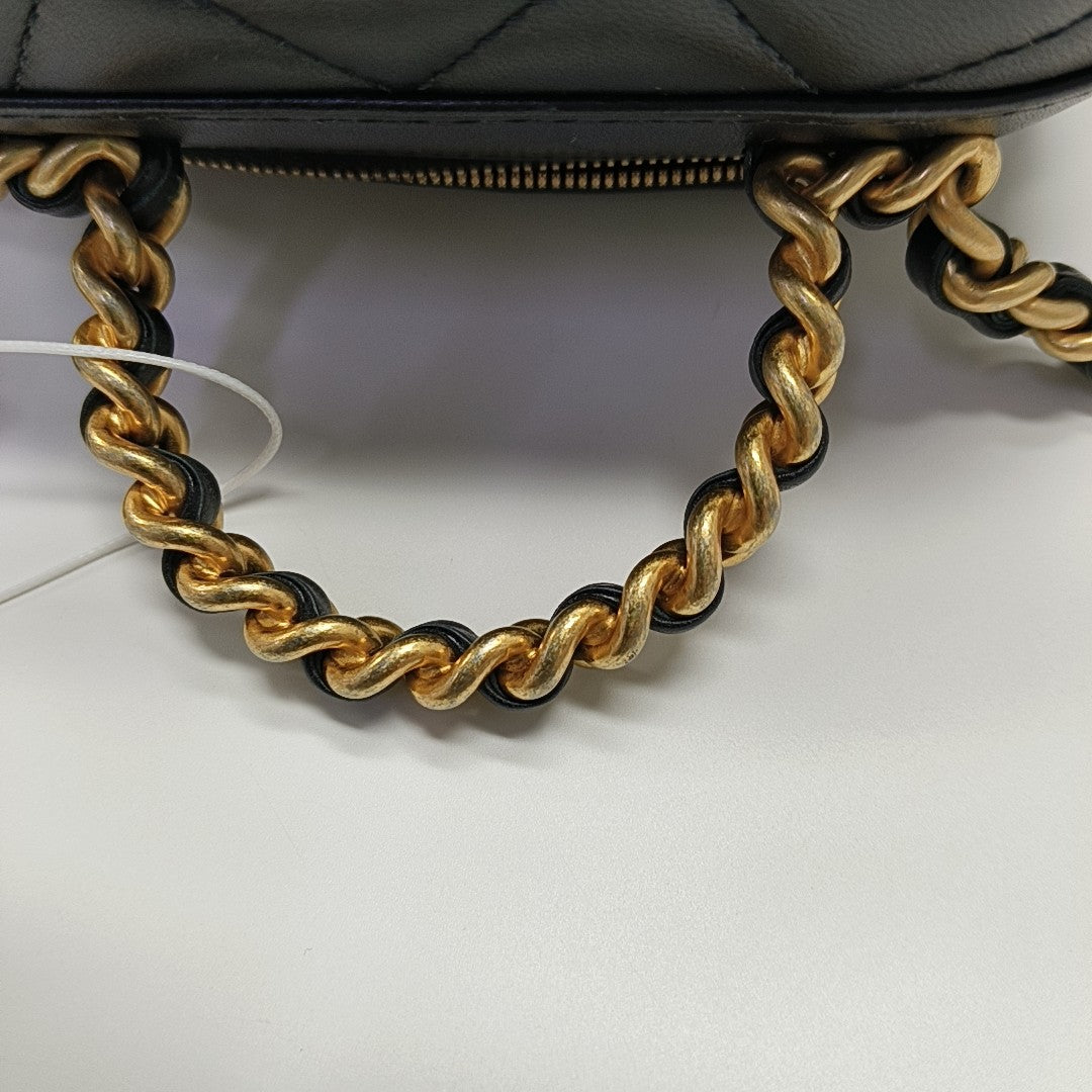 Quilted Lambskin Shoulder Bag Black