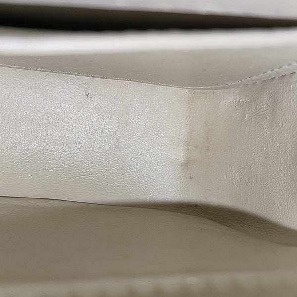 TRIOMPHE Mini Calfskin Beige