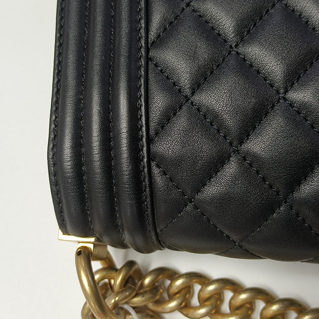 BOY CHANEL Medium Quilted Calfskin Black