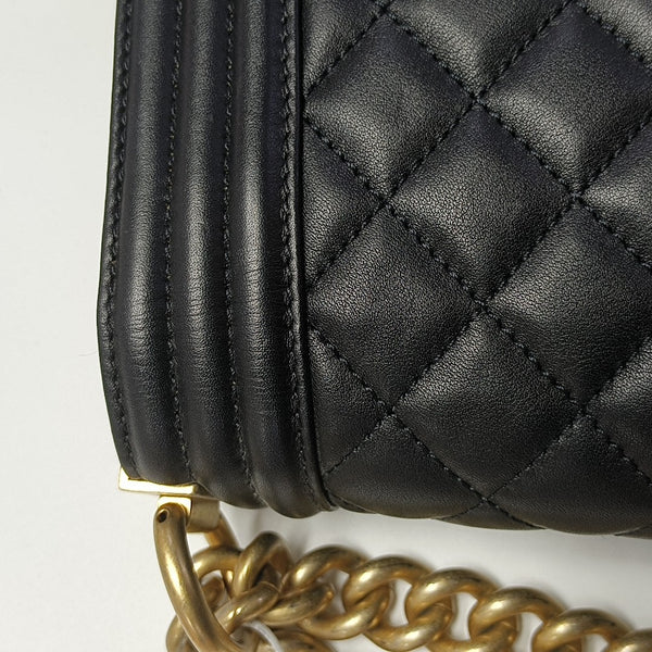 BOY CHANEL Medium Quilted Calfskin Black