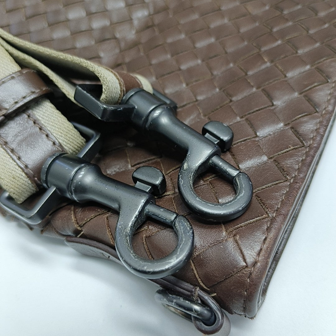 Messenger Calfskin Brown