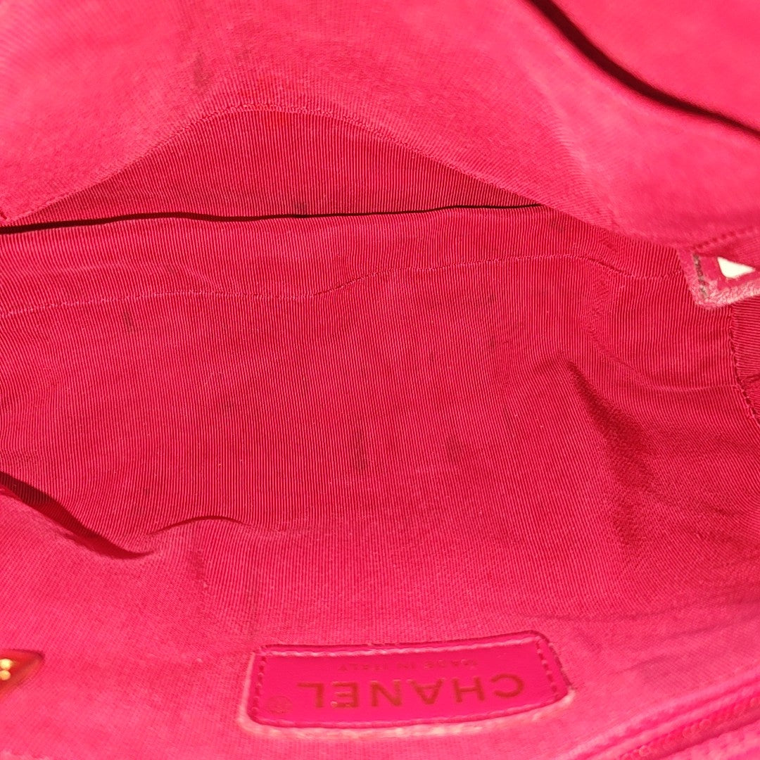 Quilted Calfskin Shoulder Bag Black