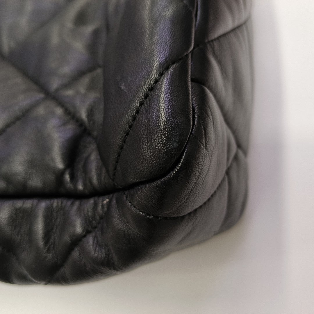 CHANEL 19 Large Quilted Lambskin Black