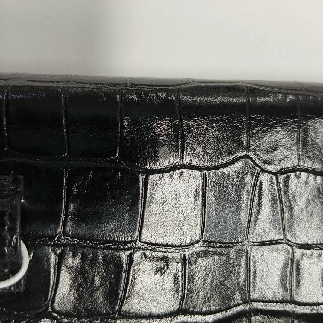 Sharp Calfskin Black