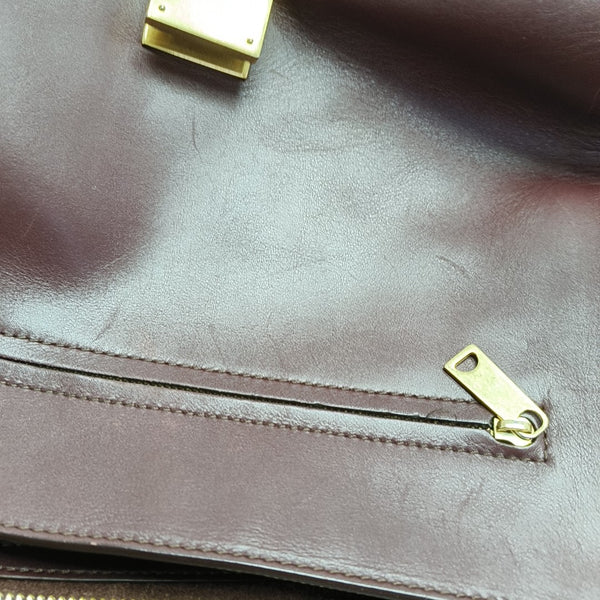 TRAPEZE Medium Calfskin Red