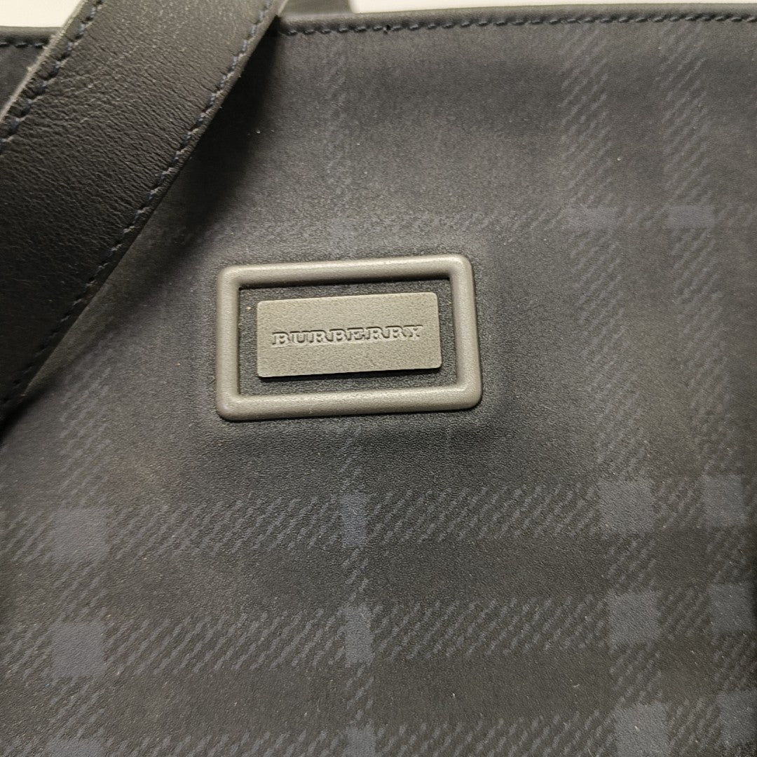 Coated Canvas Black