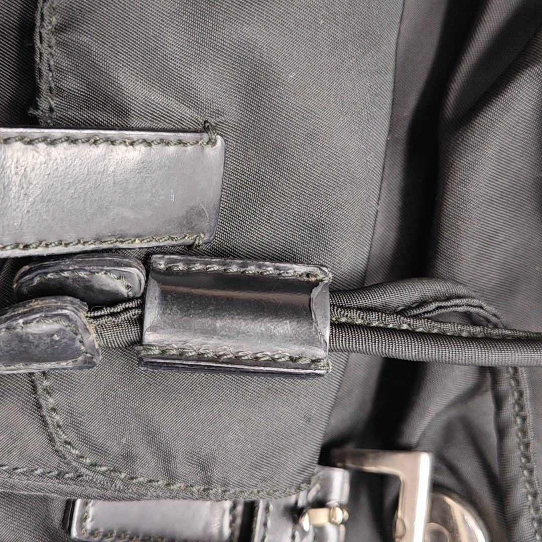 Vela Small Nylon Black