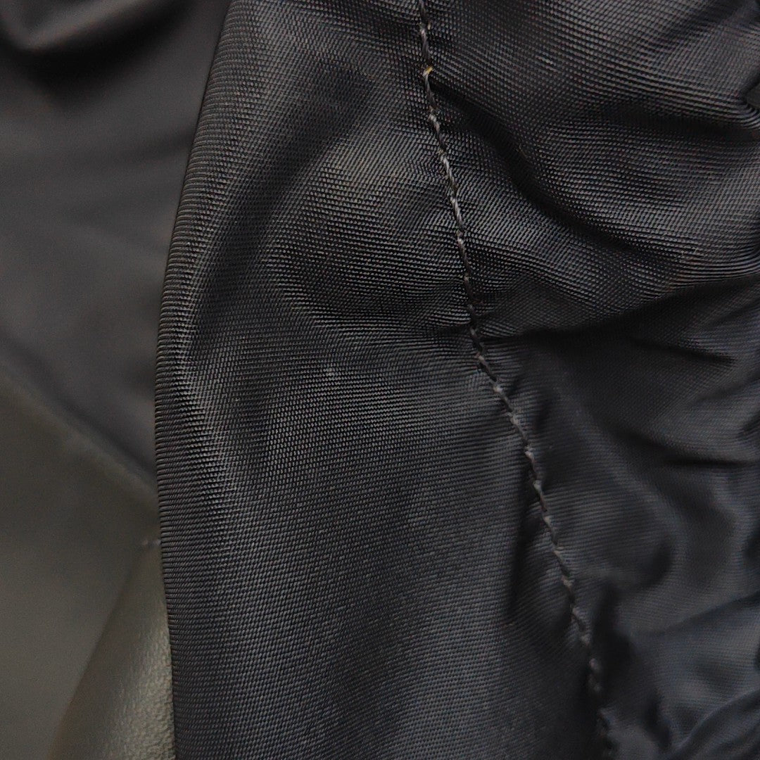 V LINE Calfskin Multicolor