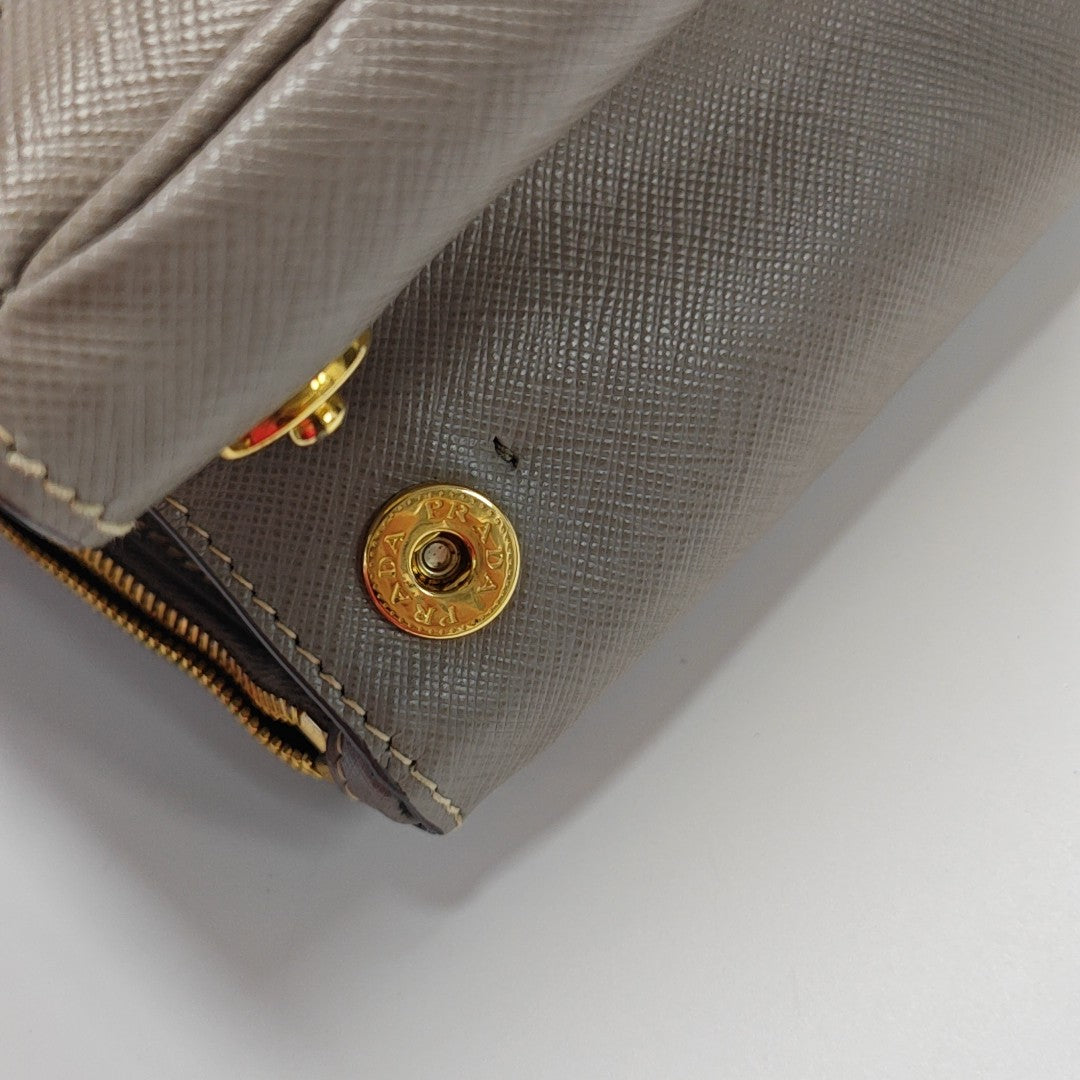 Galleria Large Saffiano Calfskin Gray