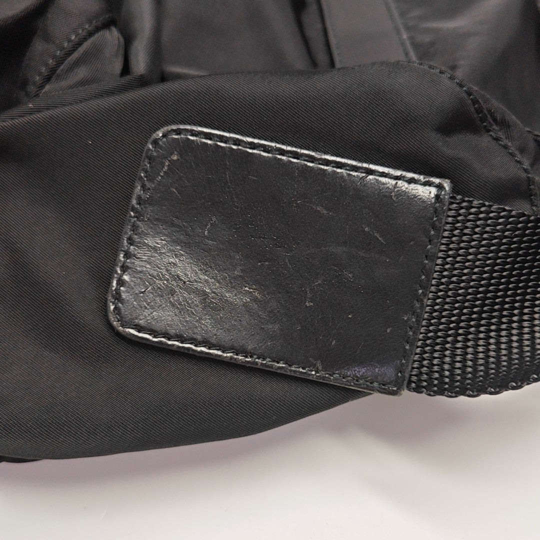 Vela Messenger Bag Nylon Black
