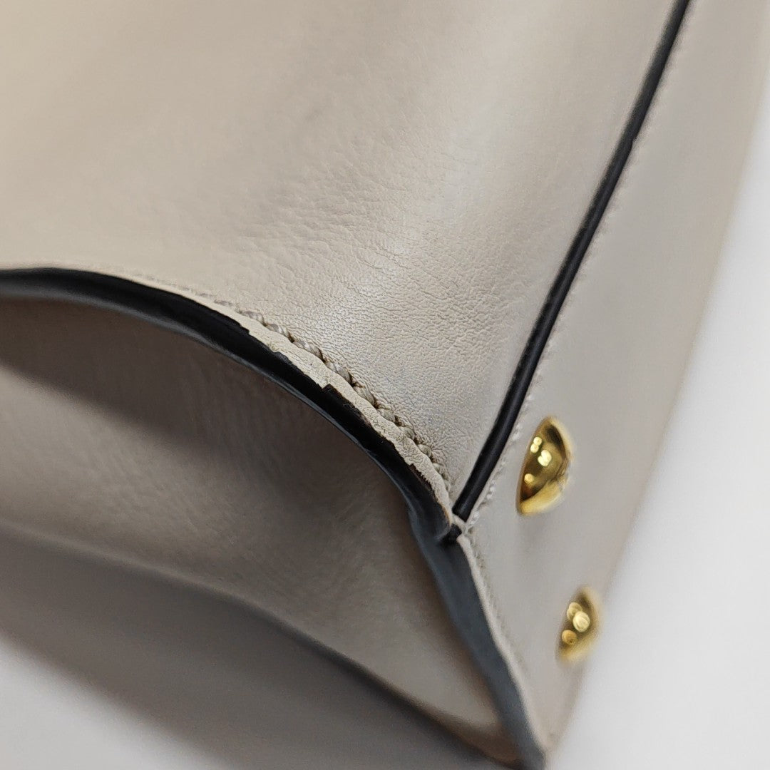 Peekaboo Medium Calfskin White