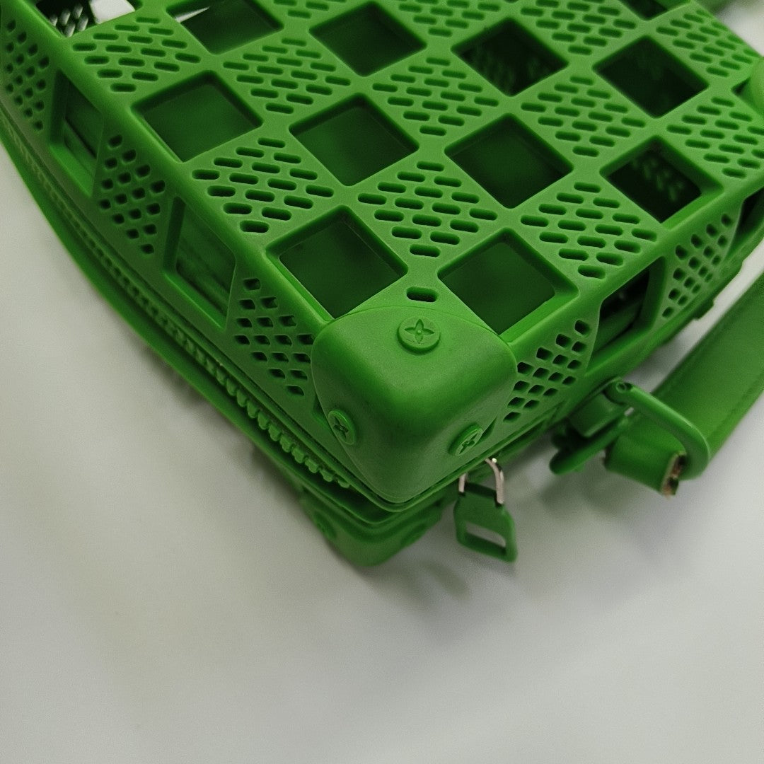 SOFT TRUNK Damier Rubber Green