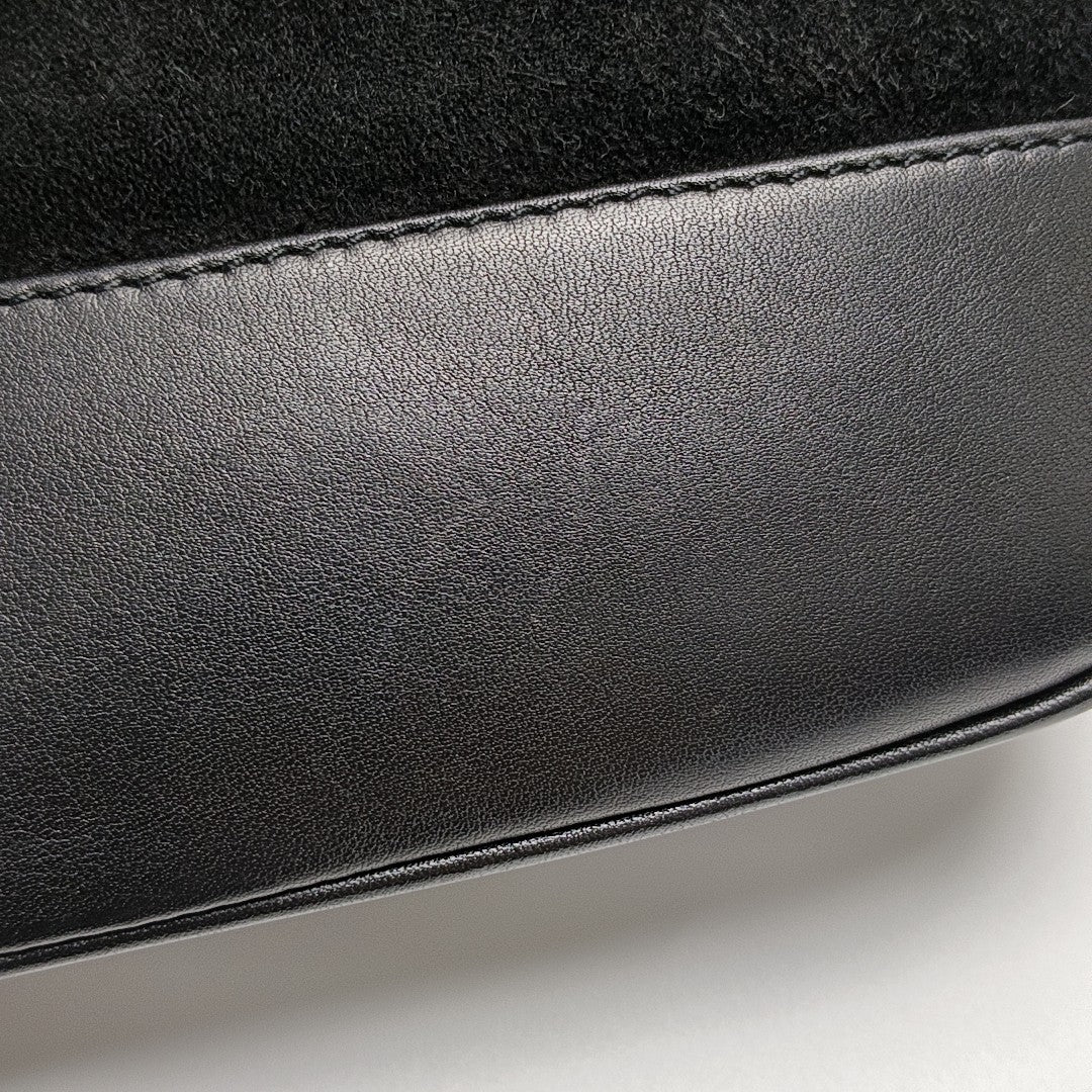 Suede Black