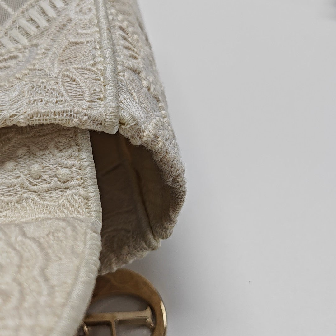 Lady D-Lite Medium Canvas White