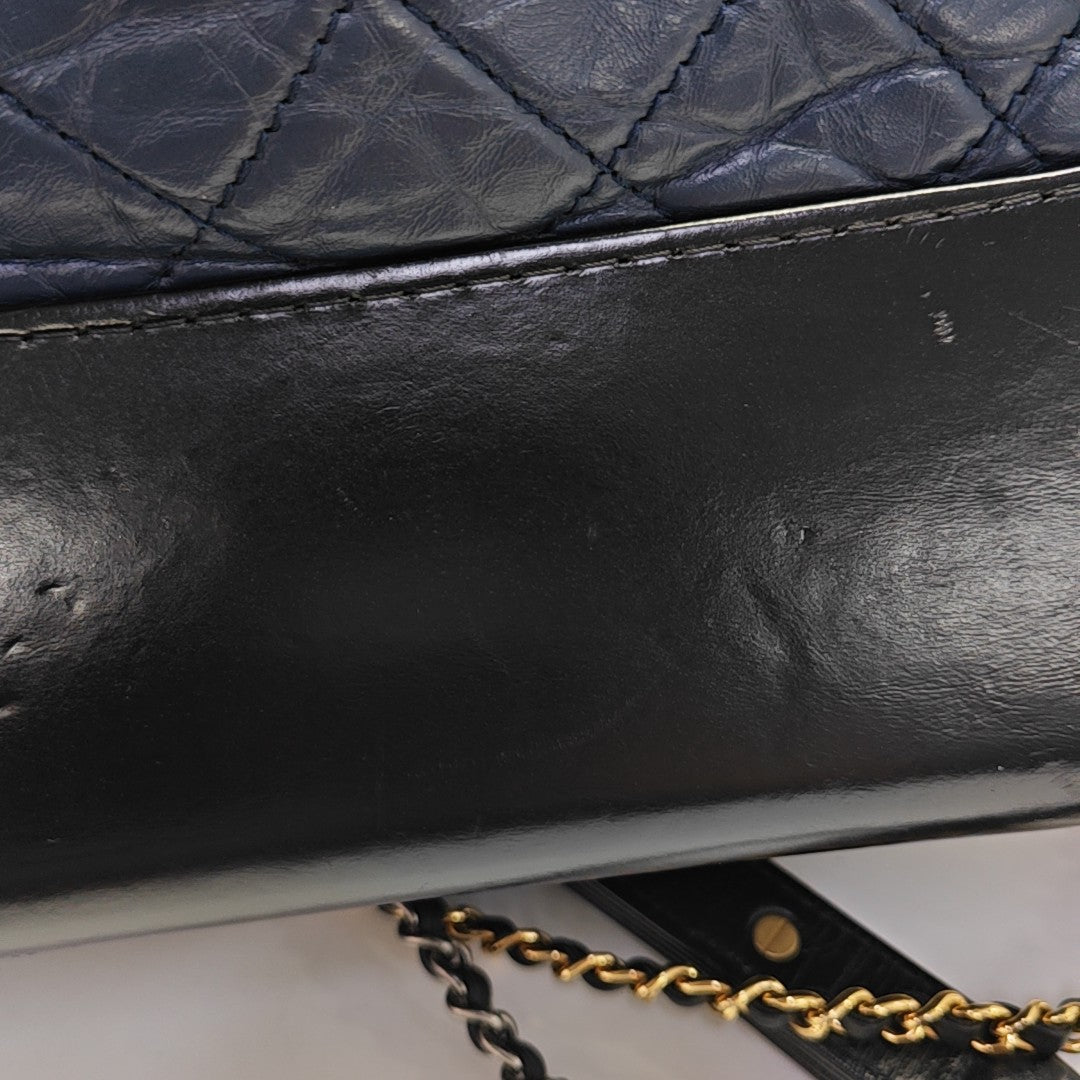 GABRIELLE Medium Quilted Calfskin Blue