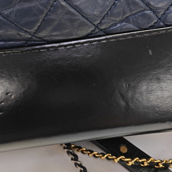 GABRIELLE Medium Quilted Calfskin Blue