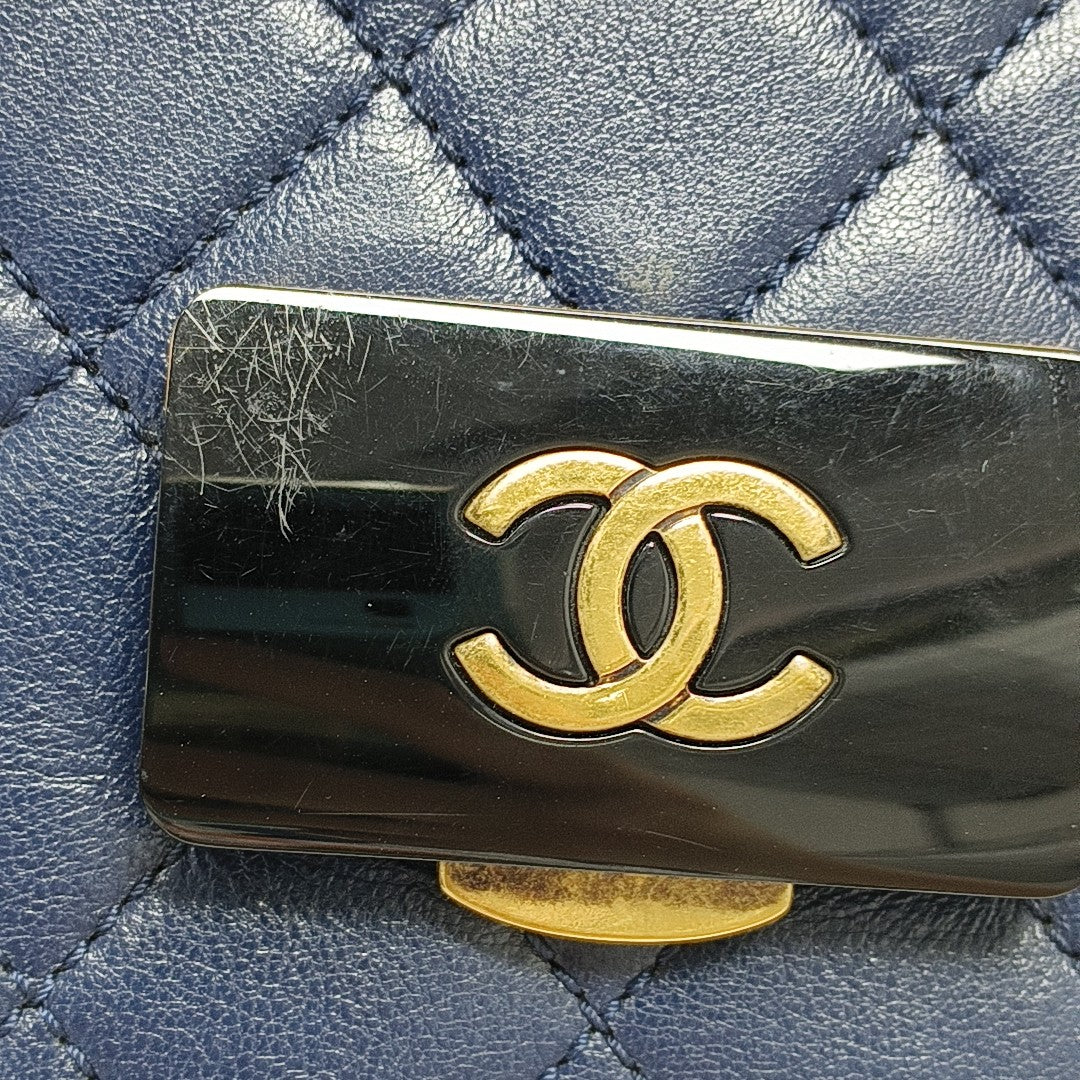 BEAUTY LOCK Quilted Lambskin Blue