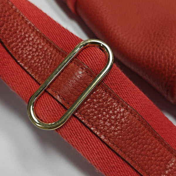 Bourlingue Clemence Red