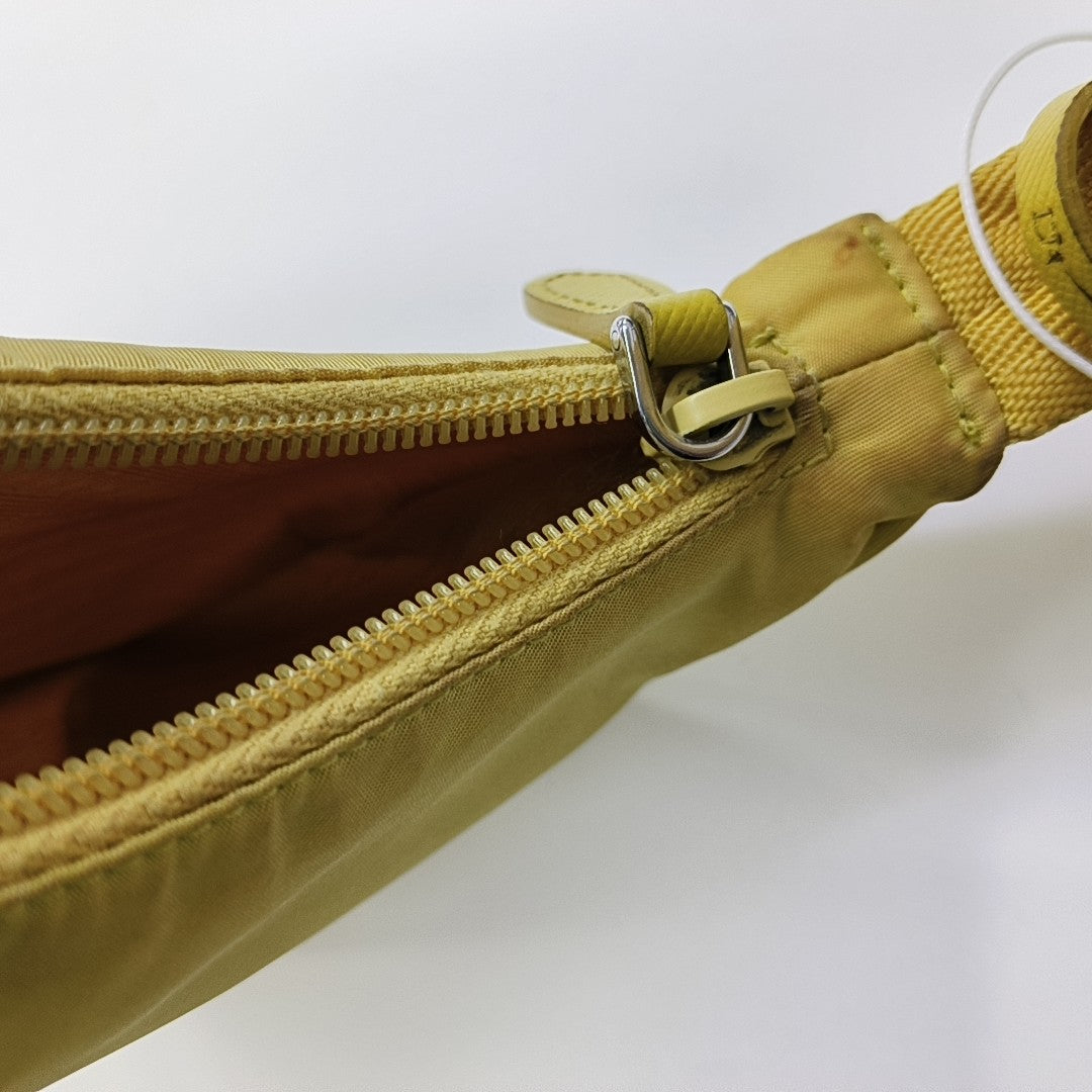 Re-Edition2000 Mini Nylon Yellow