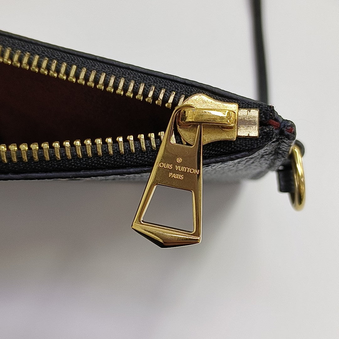 NÉONOÉ MM Calfskin Black