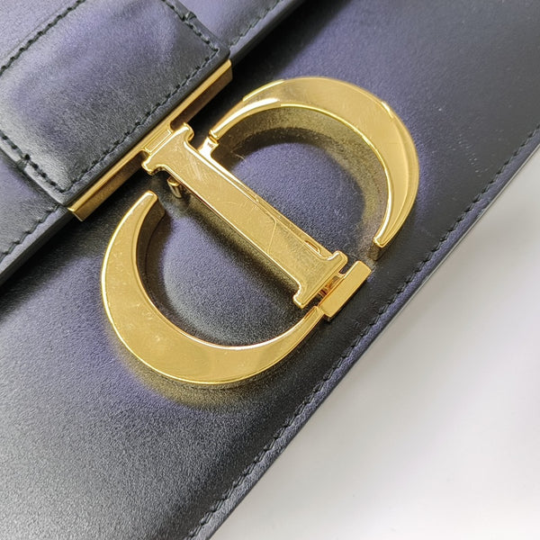 30 Montaigne Calfskin Black