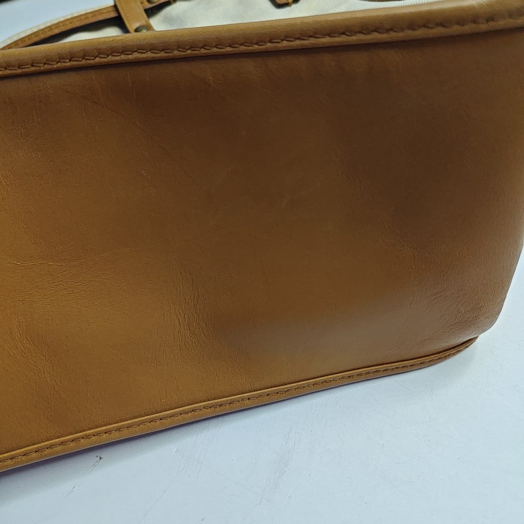 Canvas Beige