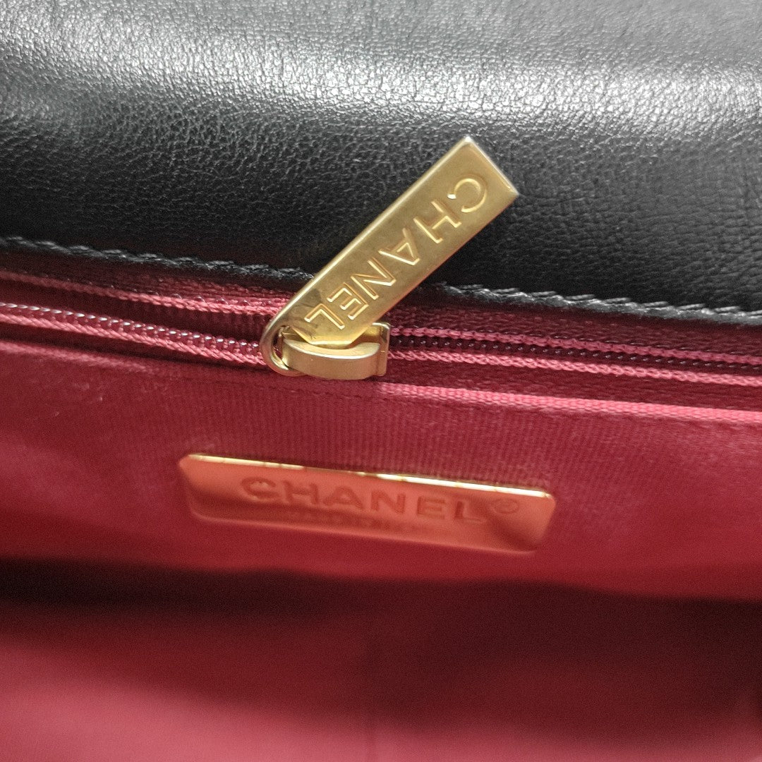 CHANEL 19 Small Quilted Lambskin Black