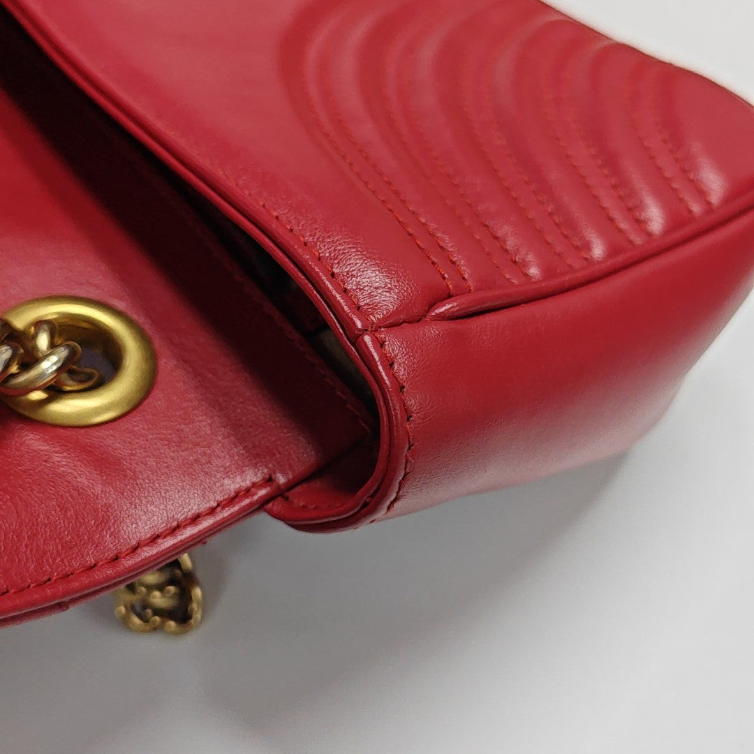 GG Marmont Medium Quilted Calfskin Red