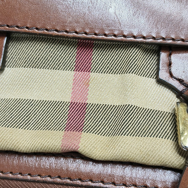 Manor Canvas Brown